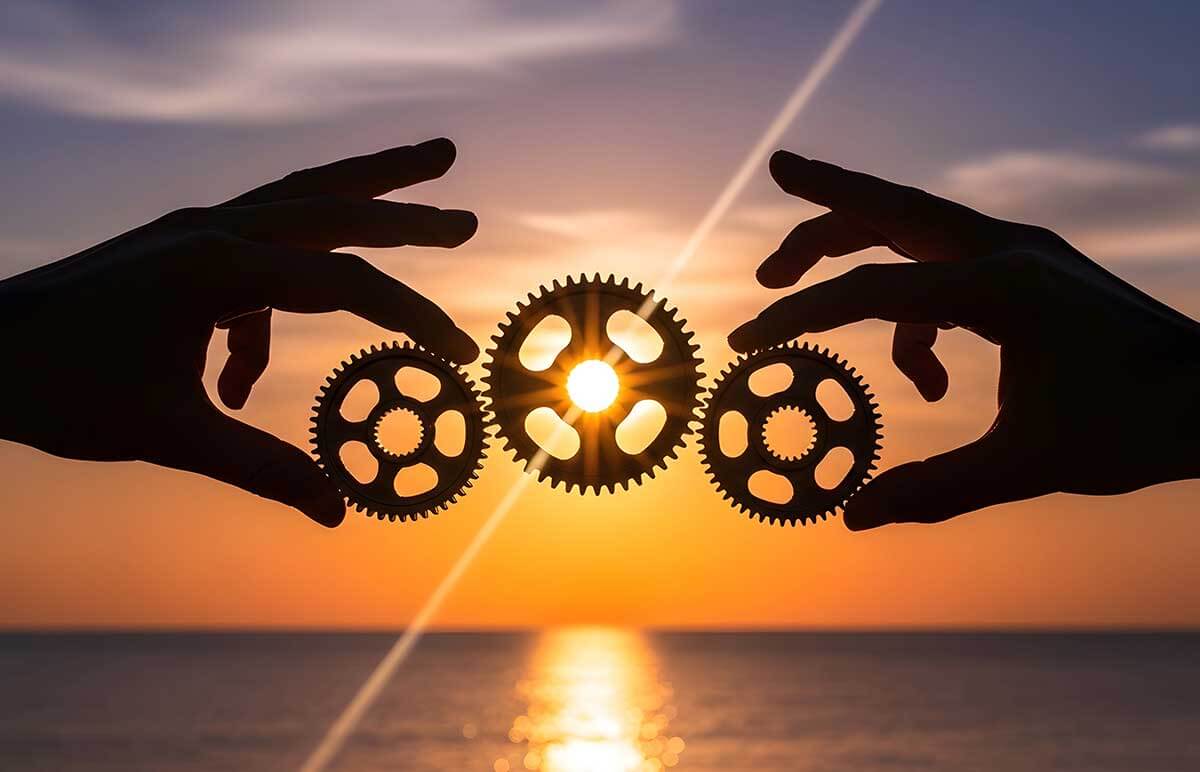 SPM governance enabling decision-making and portfolio transparency.